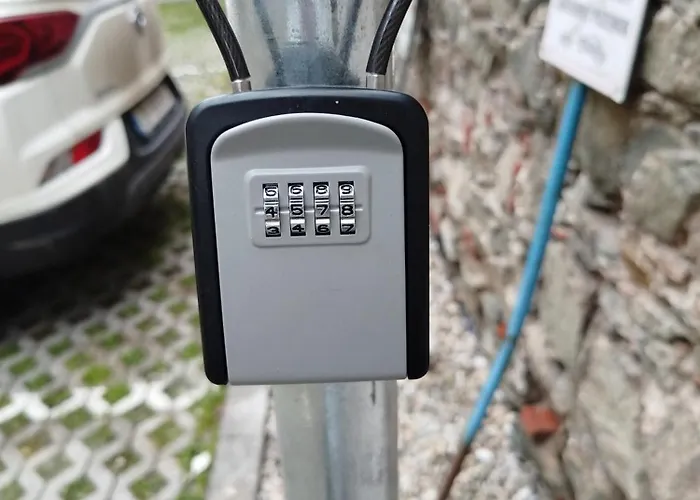 2-modern In The Old Town *